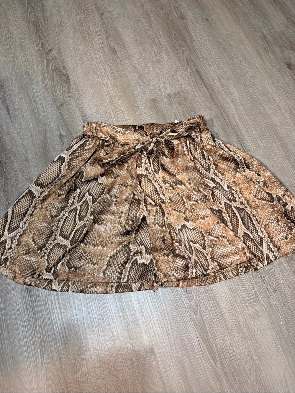 Zara Snake Print Satin Tie Waist Shorts Size S Festival Boho City Chic